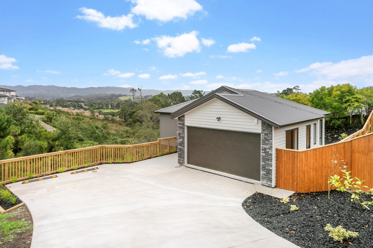 5 Springhill Lane, Sunnyvale, Auckland - Carousel 2
