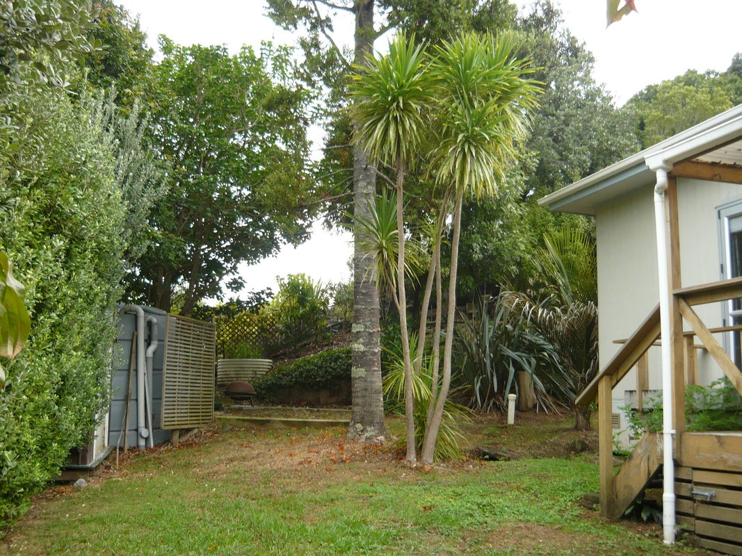 15 Regent Street, Maungaturoto - Carousel 2