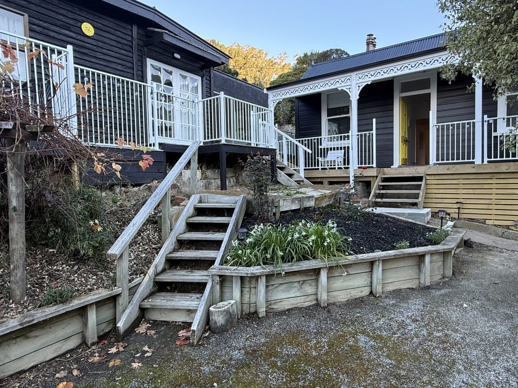 3 Slant Street, Careys Bay, Port Chalmers - Carousel 1