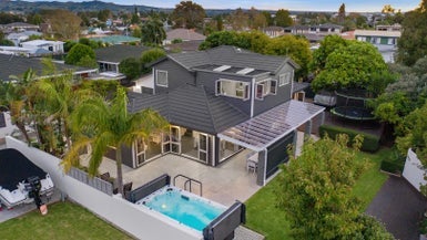 230 Fourteenth Avenue, Tauranga South, Tauranga - Carousel 1