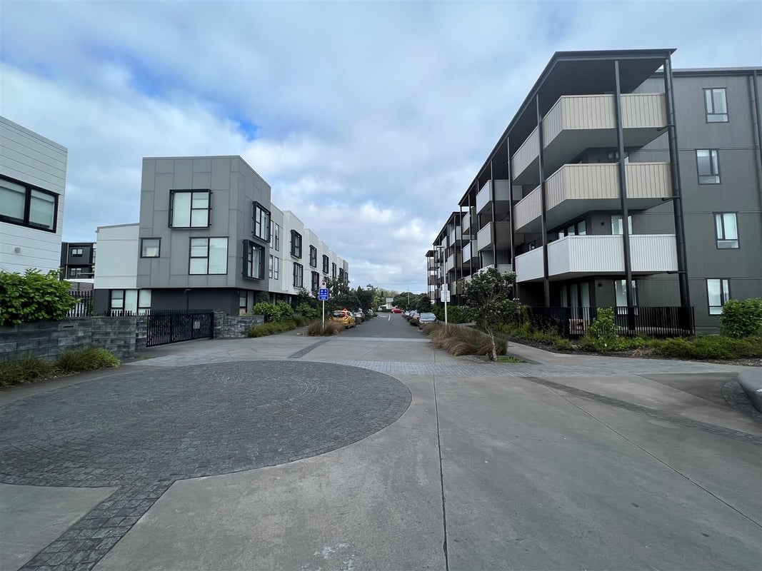 12 Kimiora Street, Three Kings, Auckland - Carousel 20