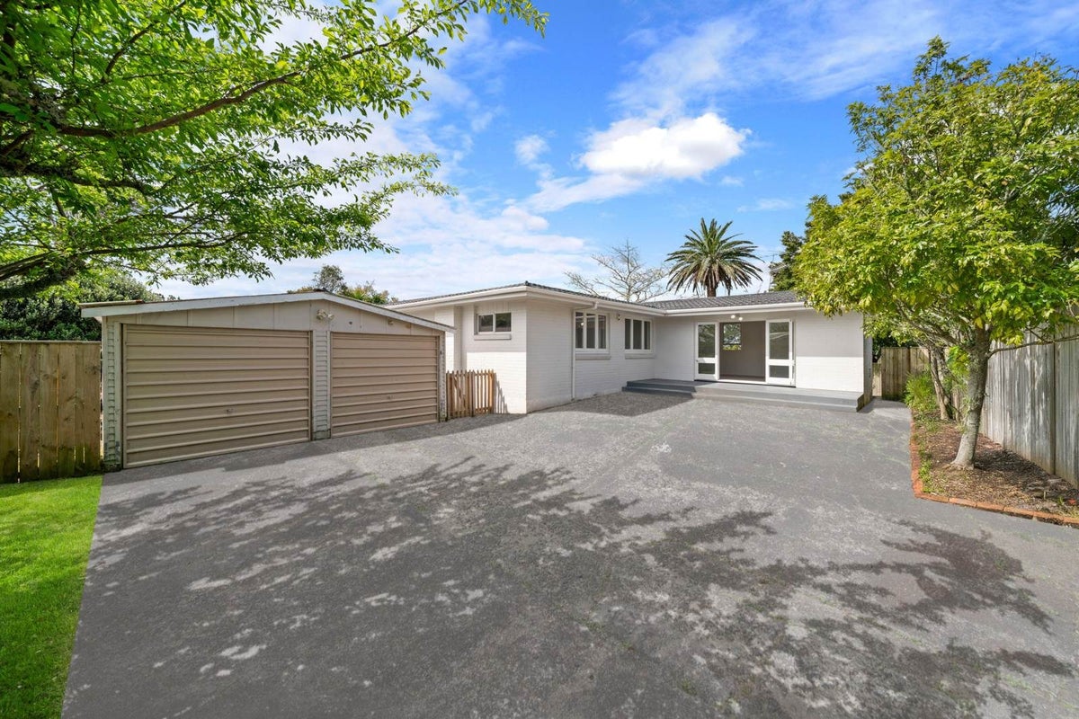 37 Mahara Avenue, Birkenhead, Auckland - Carousel 1