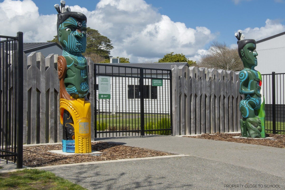 10 Seaforth Grove, Greerton, Tauranga - Carousel 31