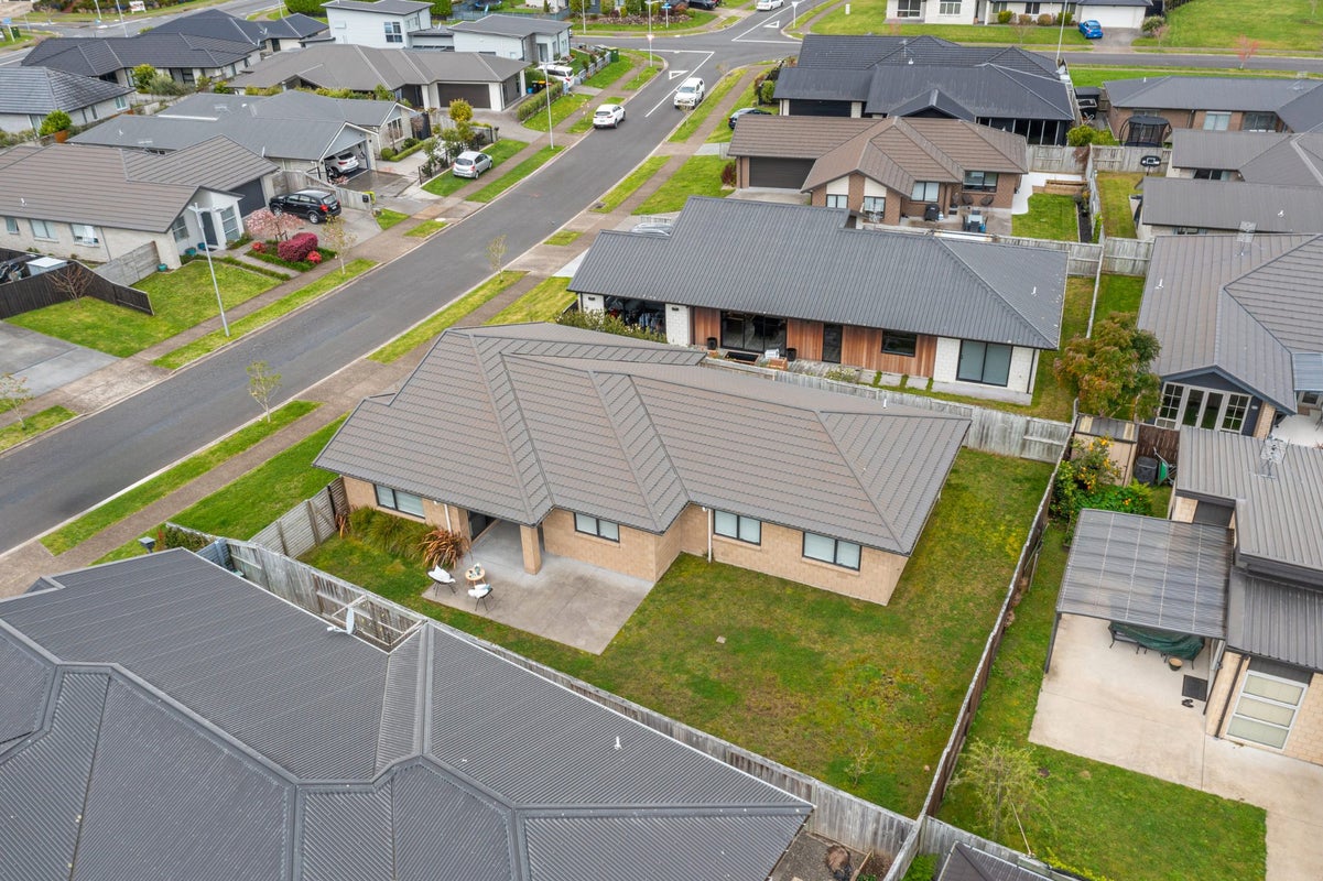 81 Puhirake Crescent, Pyes Pa, Tauranga - Carousel 19