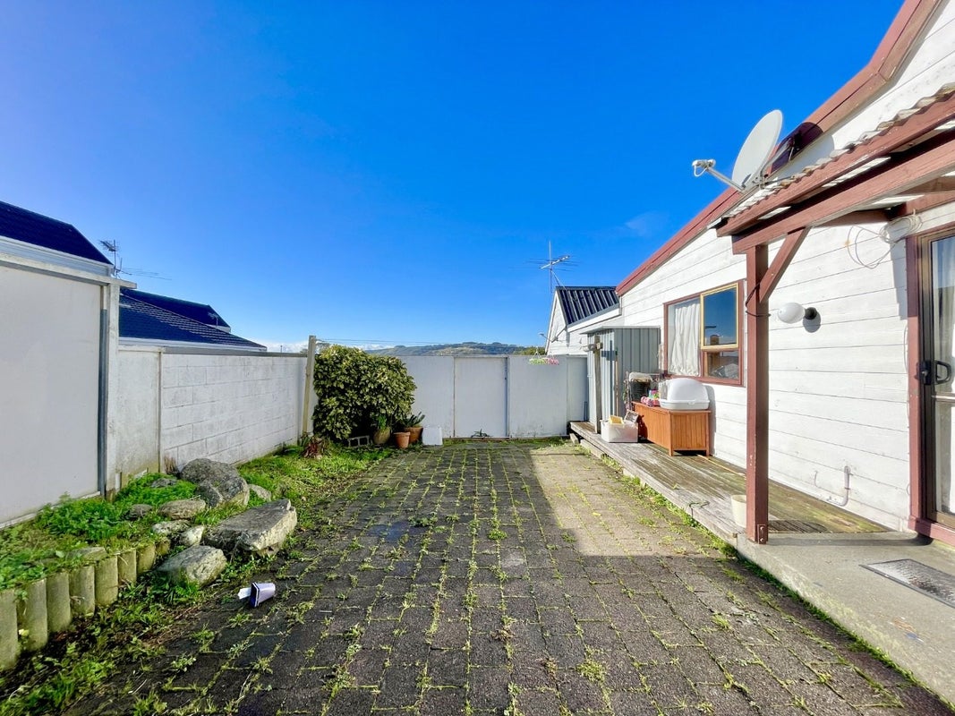 2A Jasons Place, Churton Park, Wellington - Carousel 12