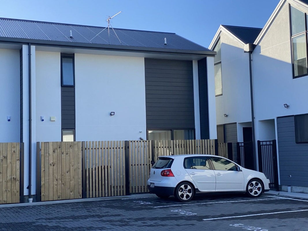 2/121 Sherborne Street, St Albans, Christchurch - Carousel 1