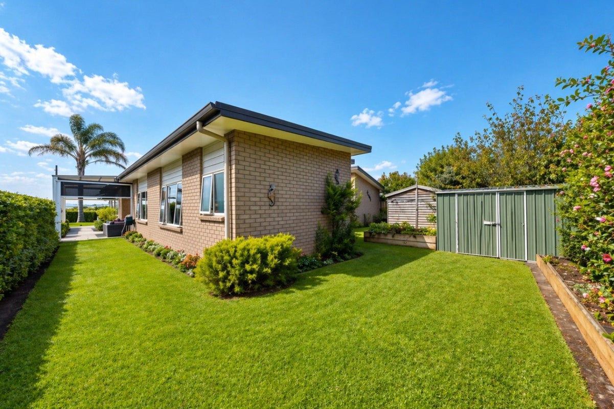 21 Meadowfield Street, Flagstaff, Hamilton - Carousel 3