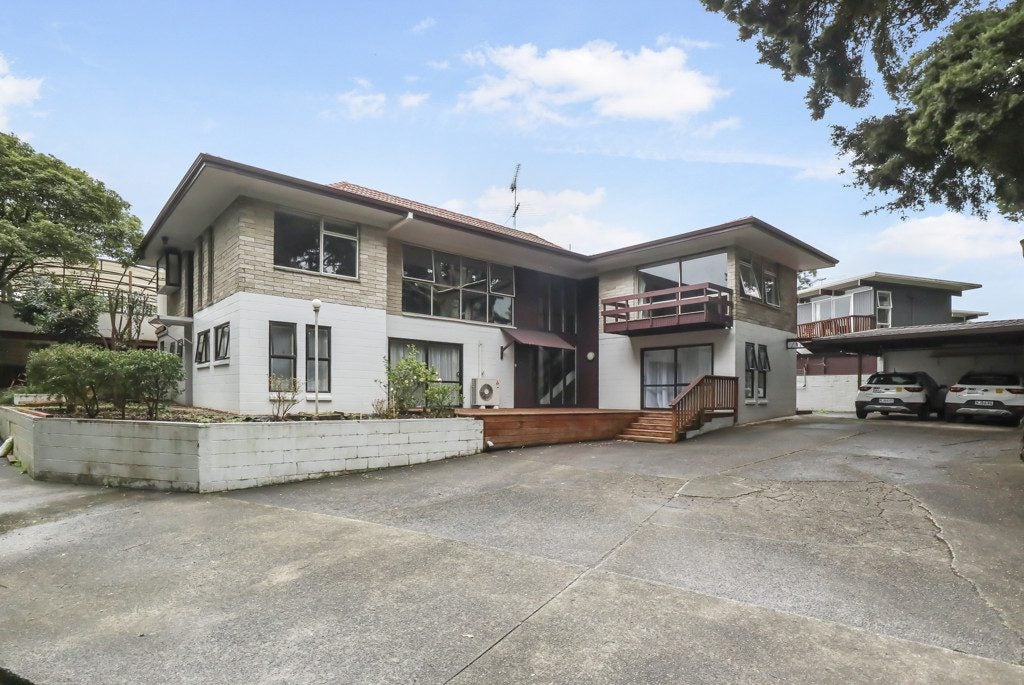 110 Lawrence Crescent, Hillpark, Auckland - Carousel 1