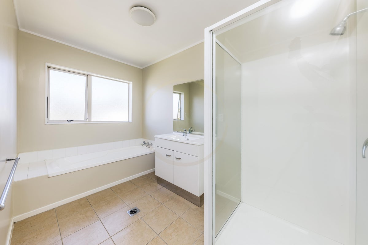 136 Coronation Road, Mangere Bridge, Auckland - Carousel 12