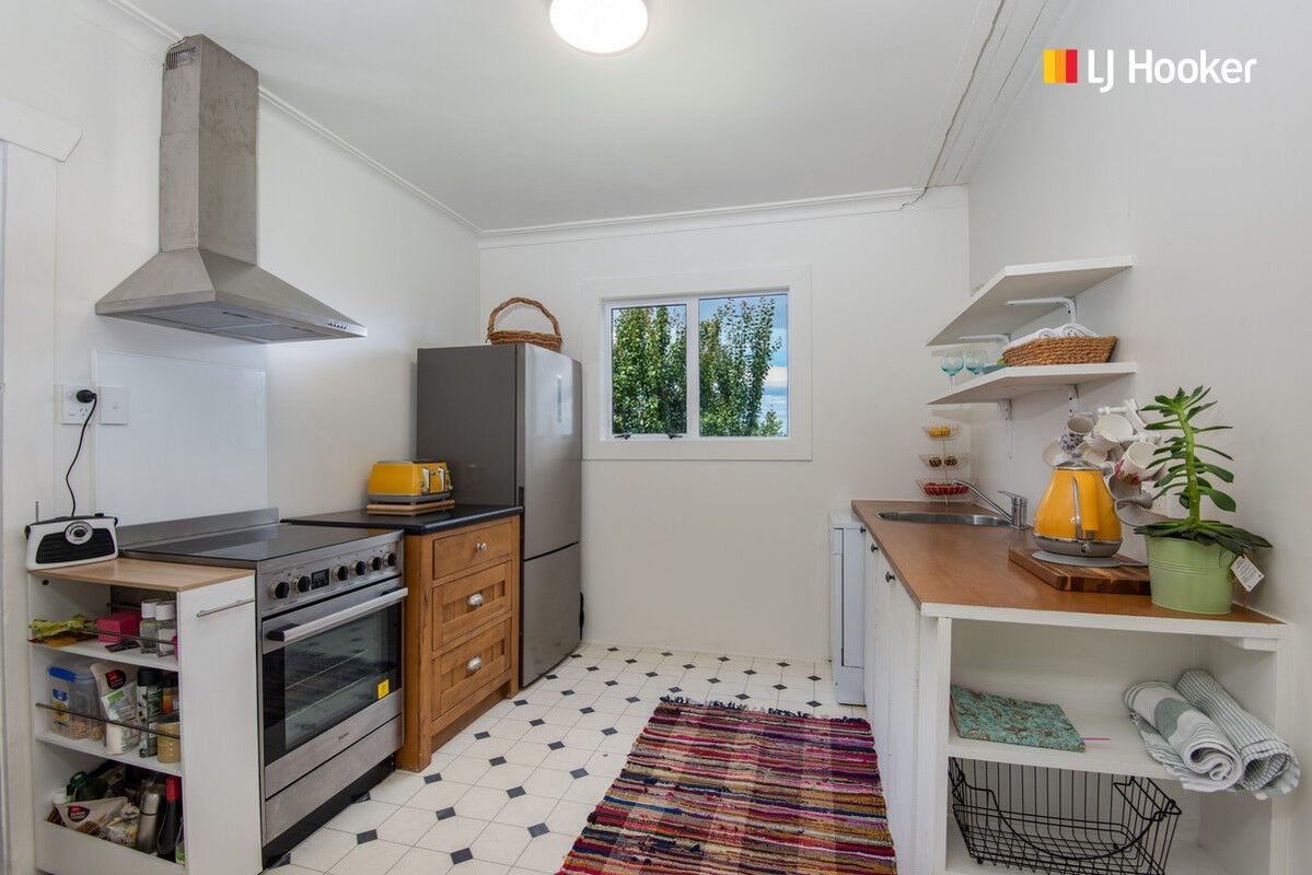 10 Forbes Street, Balaclava, Dunedin - Carousel 2
