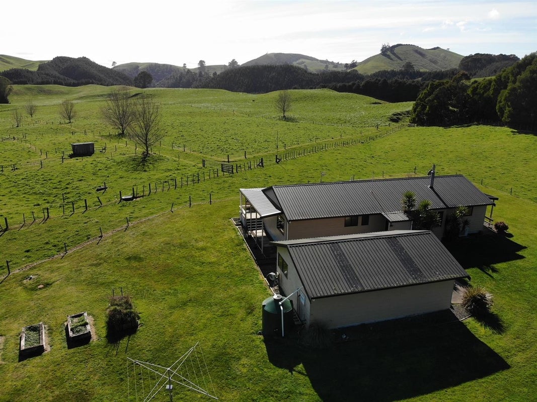 850 Te Kopia Road, WAIKITE VALLEY - Carousel 21