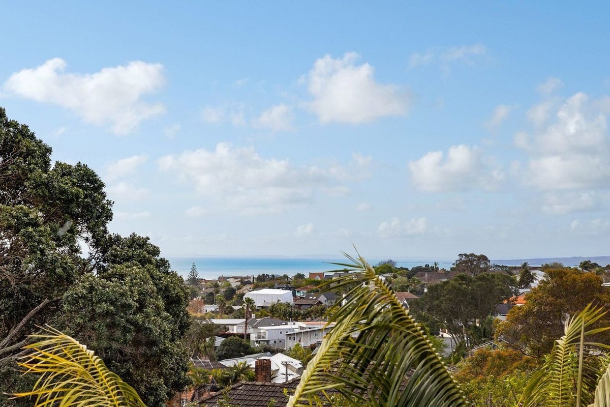 9 Bongard Road, Mission Bay, Auckland - Carousel 21