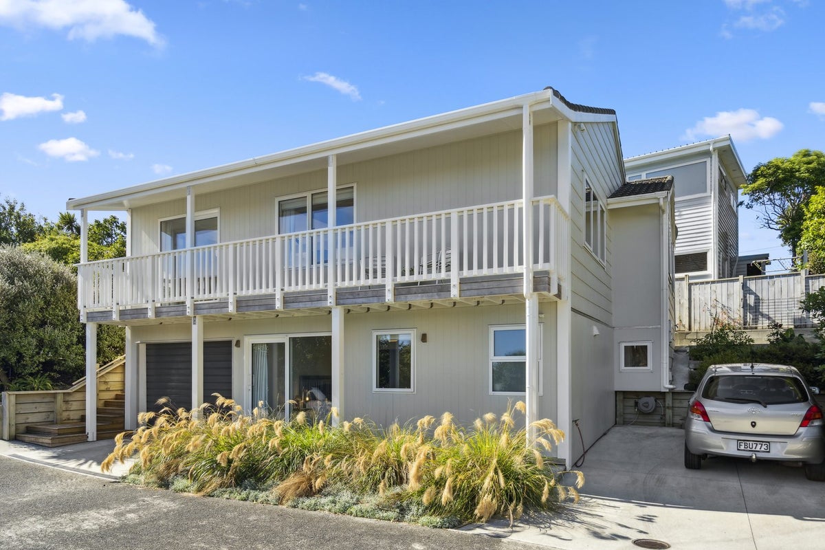 1/49 Totara Road, Miramar, Wellington - Carousel 18
