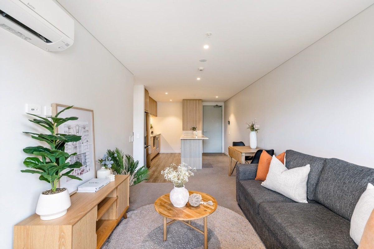 510/10 Copper Beech Avenue, Frankton, Queenstown - Carousel 1
