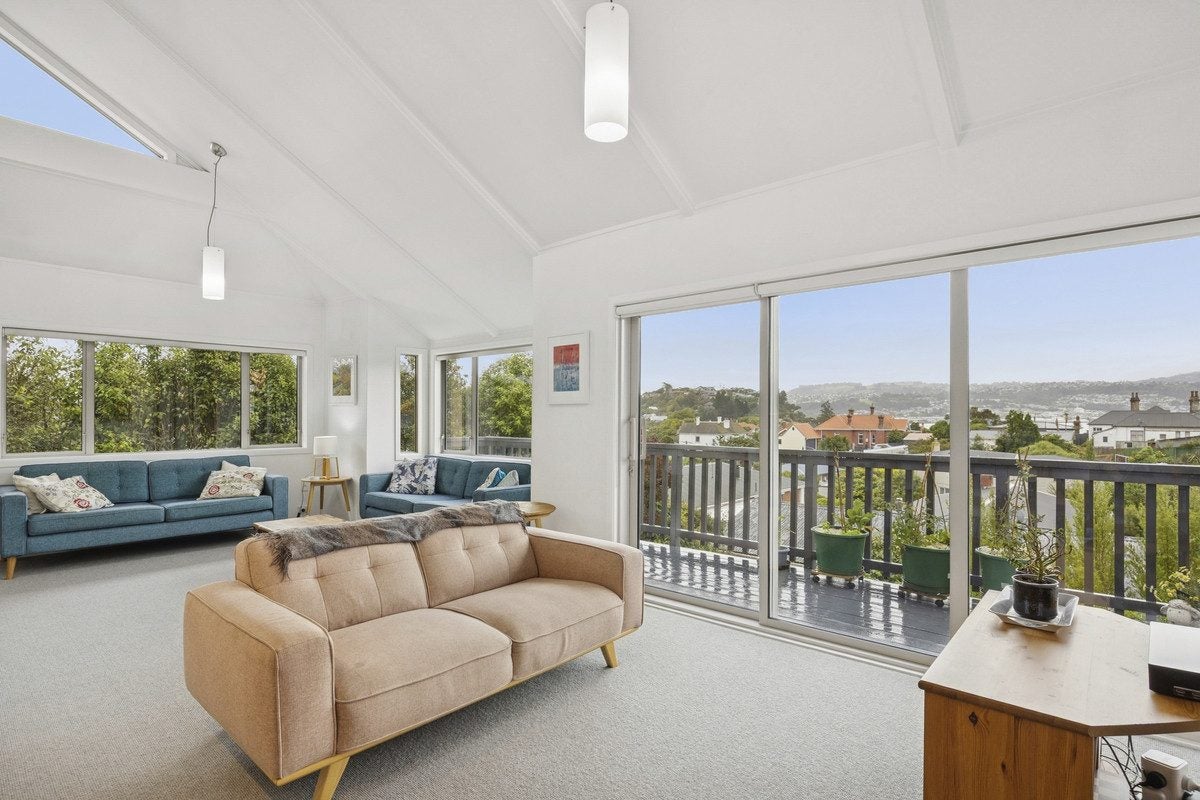 10 Meuse Lane, Andersons Bay, Dunedin - Carousel 2