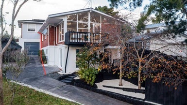 1/37 Beatrice Avenue, Hillcrest, Auckland - Carousel 1