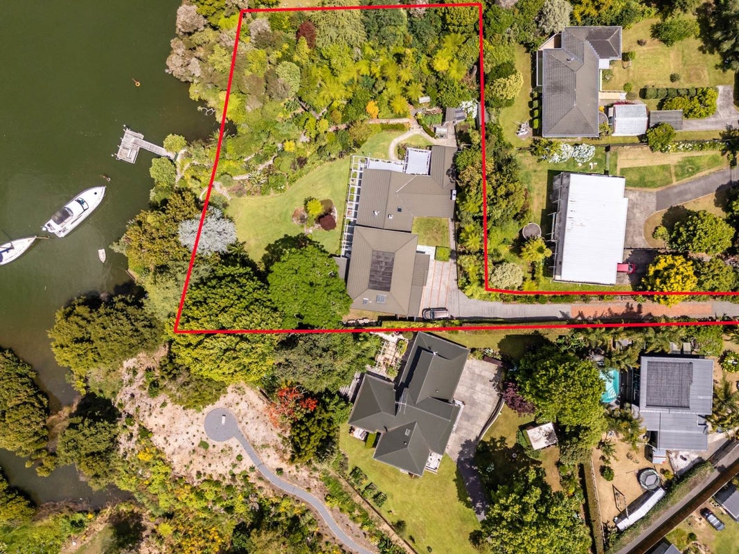 37 Kemp Road, Kerikeri, Kerikeri - Carousel 34