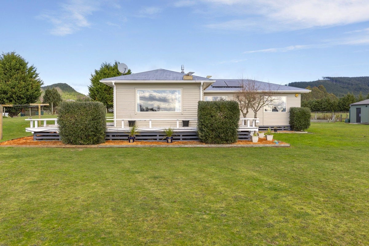 315 White Road, Broadlands, Reporoa - Carousel 1