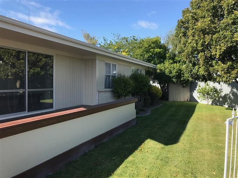 21 Sutherland Street, Tamatea, Napier - Carousel 1