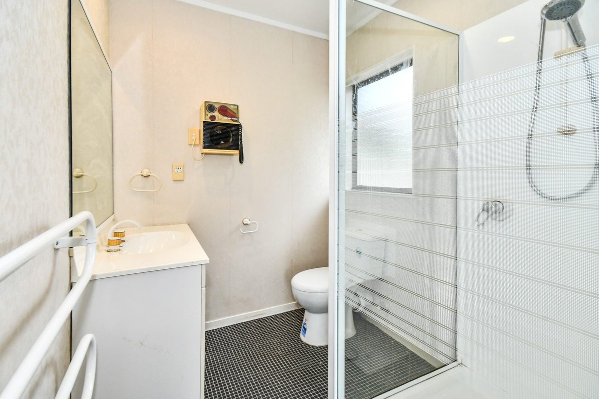 367 Glenbrook Road, Kingseat, Pukekohe - Carousel 10