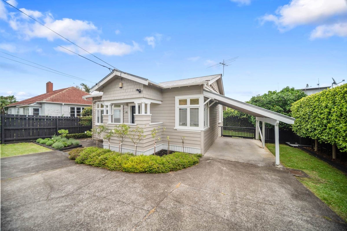40 Alford Street, Waterview, Auckland - Carousel 1