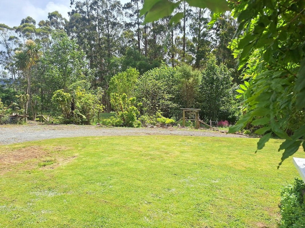 1083 Blue Mountains Road, Blue Mountains, Upper Hutt - Carousel 22