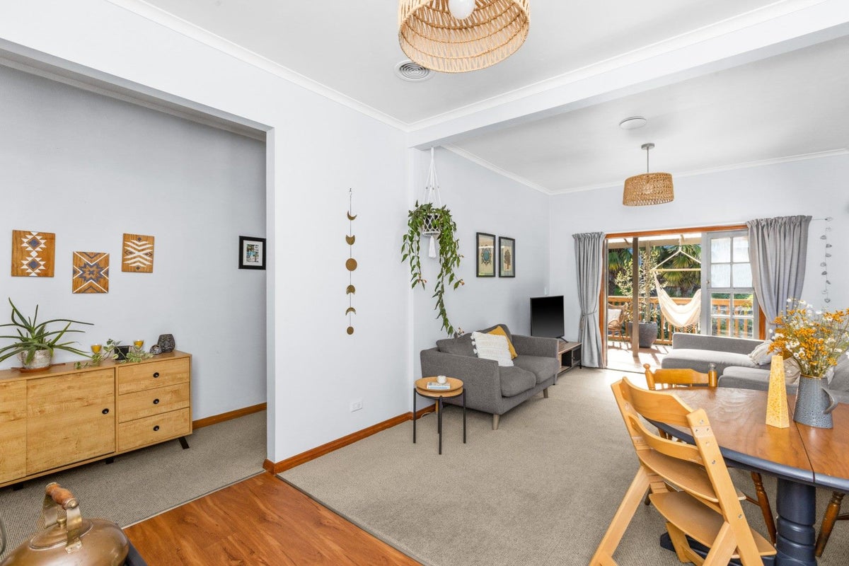 6 Little Burke Street, Hospital Hill, Napier - Carousel 1