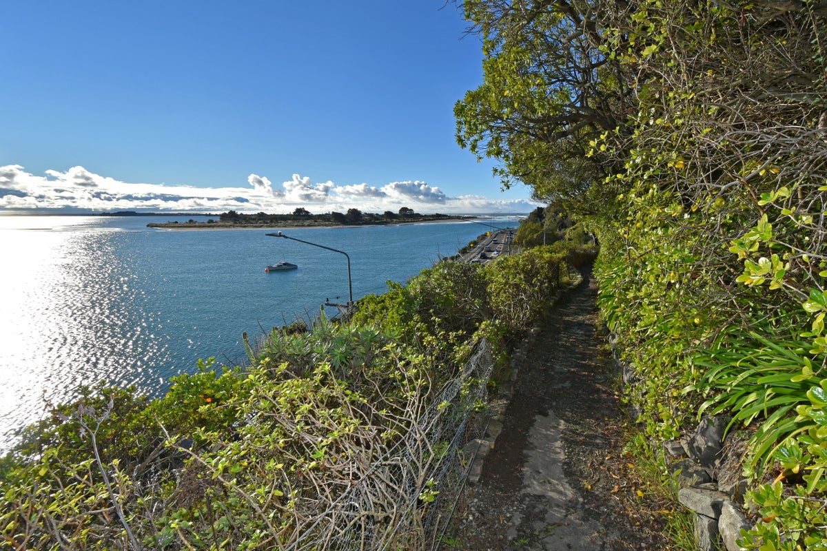 270 Main Road, Clifton, Christchurch - Carousel 15