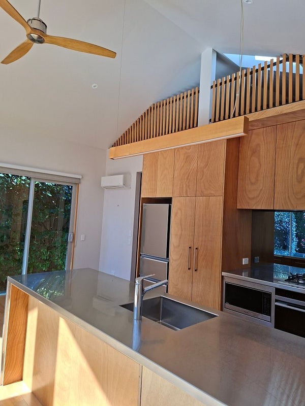 9 Pitt Street, Maitai, Nelson - Carousel 2