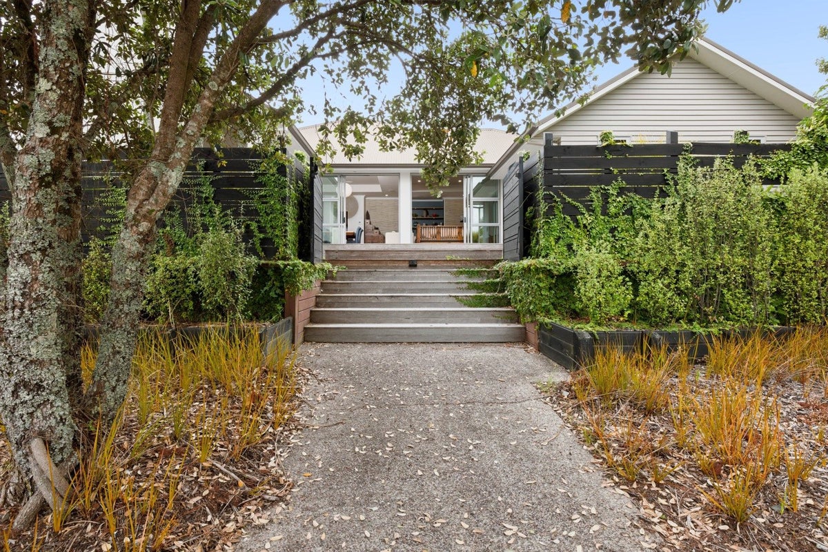 6 Rexford Heights, Pyes Pa, Tauranga - Carousel 35