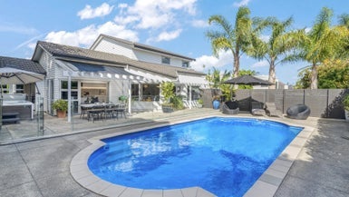 53 Manor Park, Sunnyhills, Auckland - Carousel 1
