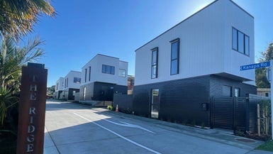 3 Kanapa Road, Northcross, Auckland - Carousel 1