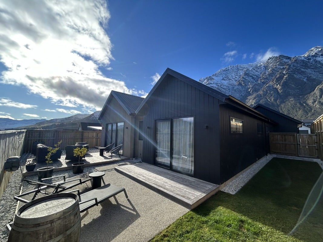 34 Spur Ridge Rise, Jacks Point, Queenstown - Carousel 2