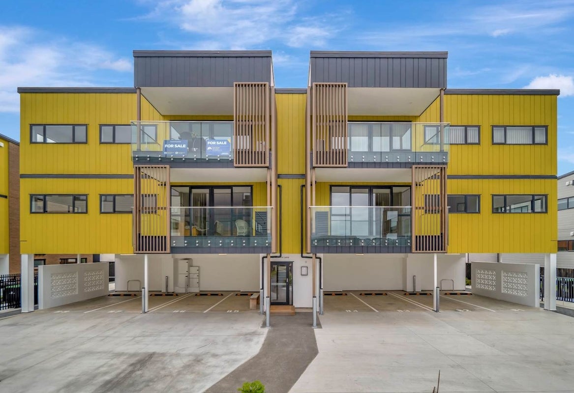 102/7 Newelm Lane, Flat Bush, Auckland - Carousel 1