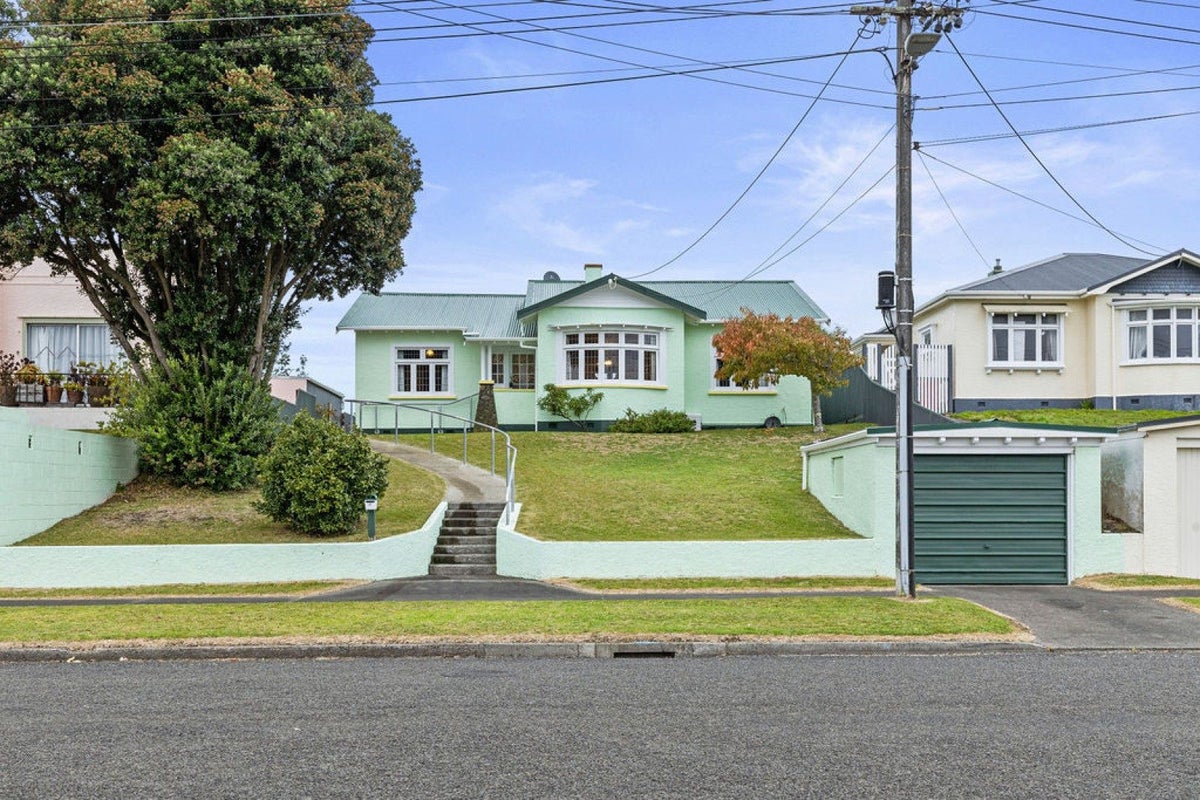 21 Kawatiri Avenue, Gonville, Whanganui, Manawatu / Whanganui - Carousel 1