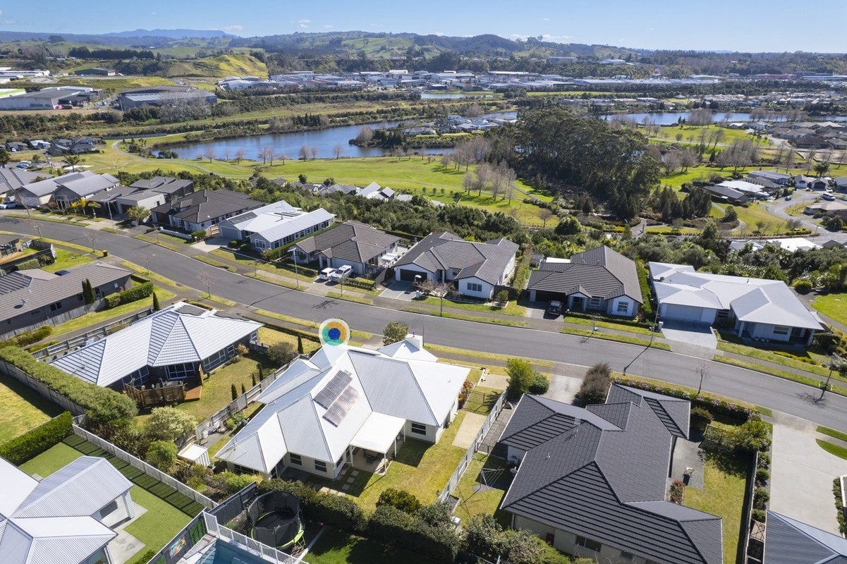 42 Mortlake Heights, Pyes Pa, Tauranga, Bay Of Plenty - Carousel 24