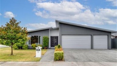 32 Pacific Avenue, Poraiti, Napier - Carousel 1