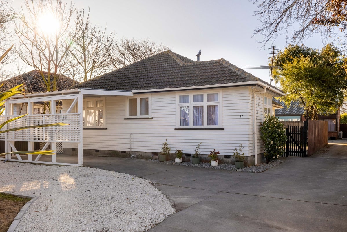 52 Northcote Road, Northcote, Christchurch - Carousel 1