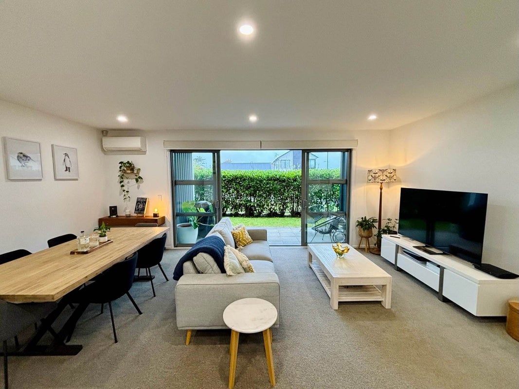 2/27 Dida Park Drive, Kumeu, Kumeu - Carousel 1