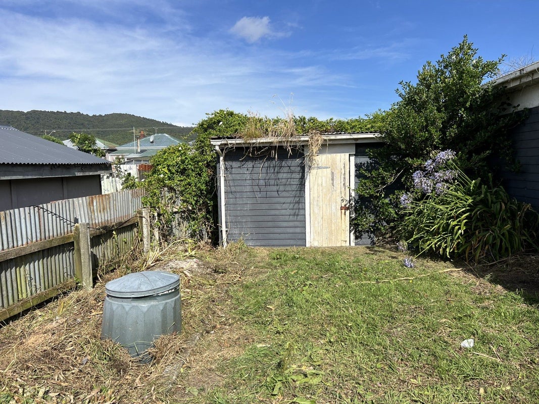 83 Reid Street, Blaketown, Greymouth - Carousel 18