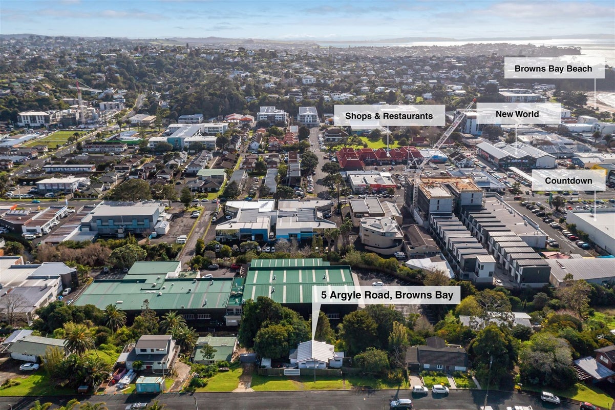 5 Argyle Road, Browns Bay, Auckland - Carousel 25