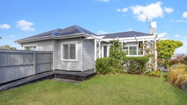 296 Hillsborough Road, Hillsborough, Auckland - Carousel 1