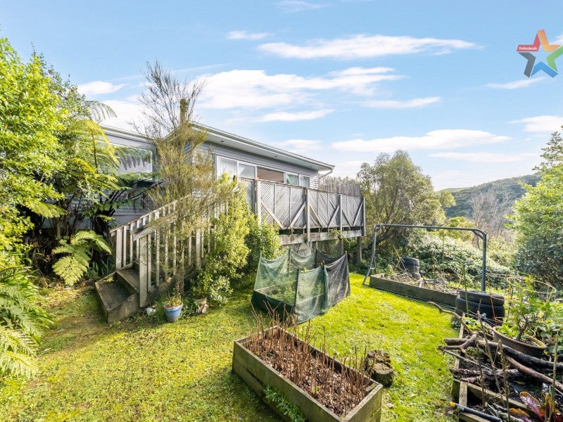 84 Hill Road, Belmont, Lower Hutt - Carousel 25