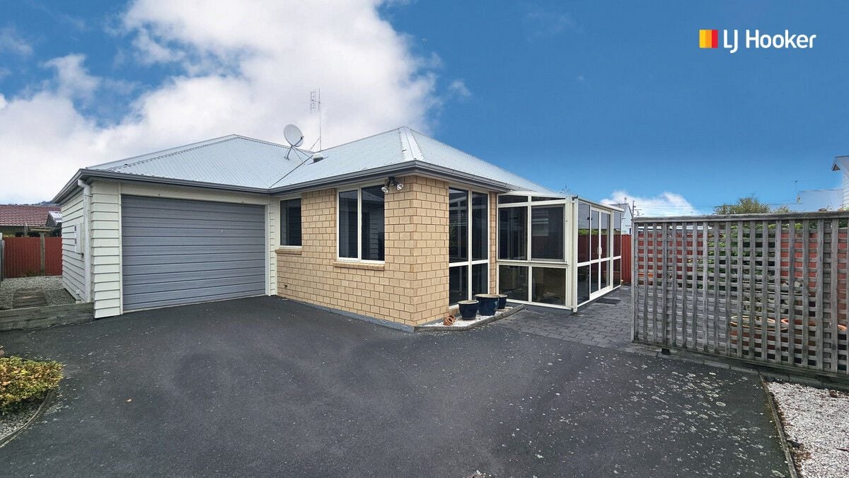 53A Forfar Street, Clyde Hill, Dunedin - Carousel 1