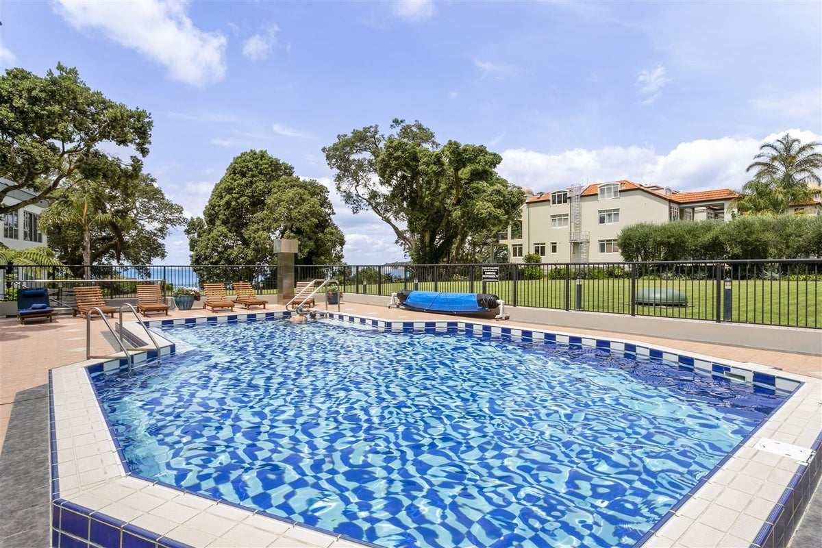 4C/173 Hurstmere Road, Takapuna, Auckland - Carousel 26