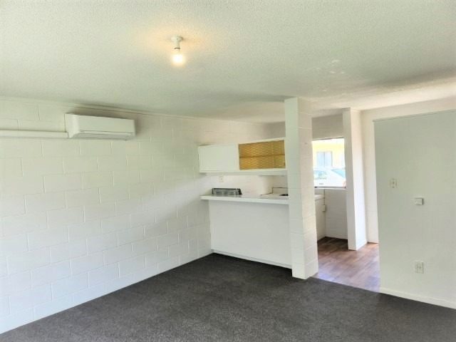 2/897 Heaphy Terrace, Fairfield, Hamilton - Carousel 2