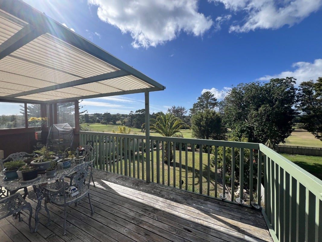 1361 Whangaparaoa Road, Army Bay, Whangaparaoa - Carousel 16