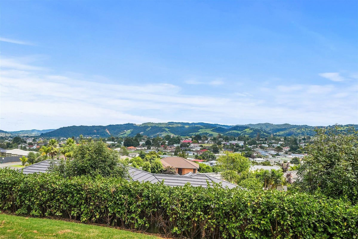 40 Briden Drive, Tikipunga, Whangarei - Carousel 2