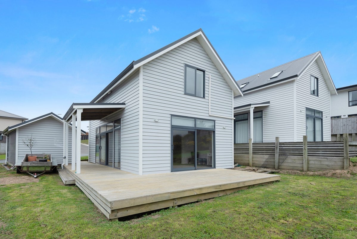 54 Spenmoor Street, Newlands, Wellington - Carousel 1