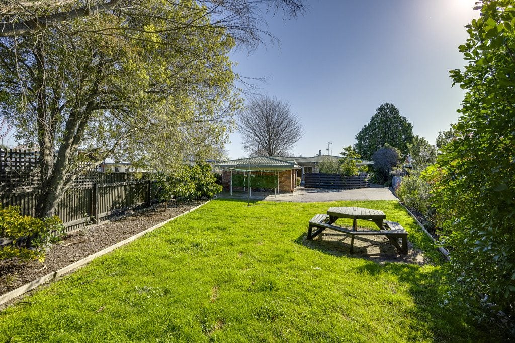195 Taradale Road, Pirimai, Napier - Carousel 17